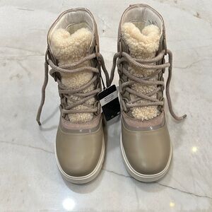 Sorel Insulated/Waterproof Boot